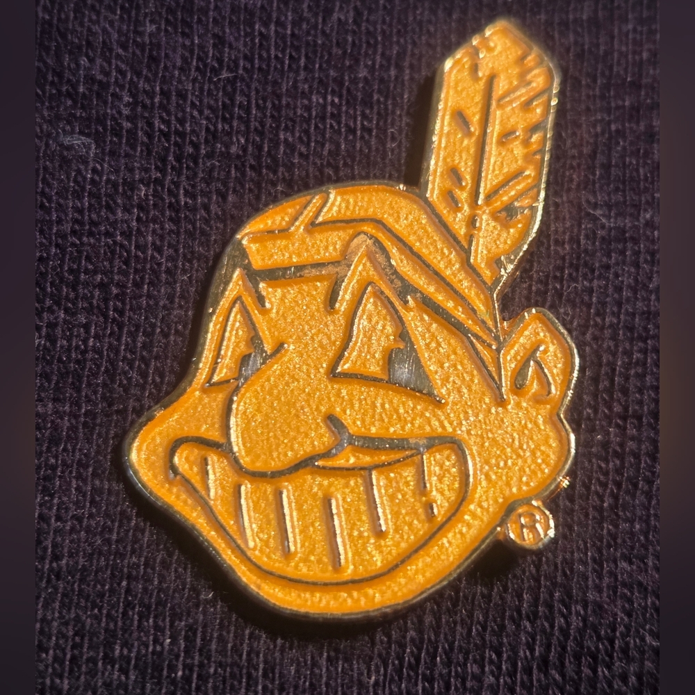 Vintage Gold Chief Wahoo Cleveland Indians 1" Tack Pin Collector's Item